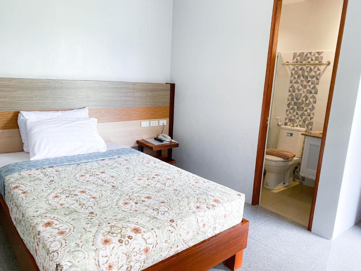 Casa De Espanola Hotel And Resort Aritao Екстер'єр фото